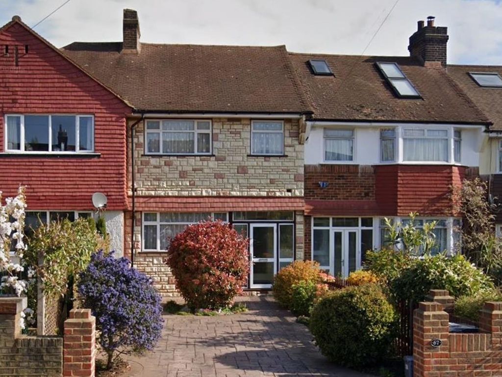 3 bed property for sale in Sevenoaks Road, Brockley, London SE4, £