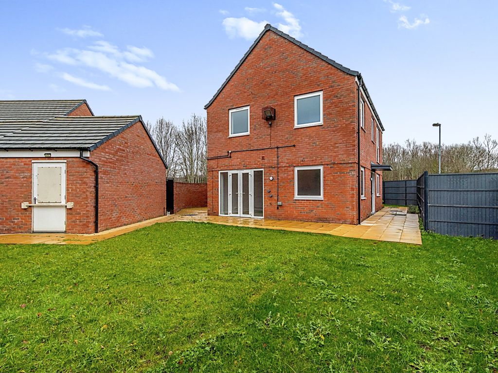 4 bed detached house for sale in Mendips Close, Willenhall WV12 Zoopla