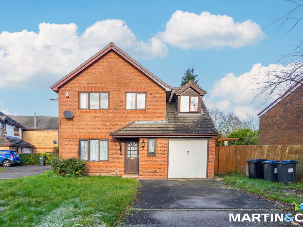 4 bed detached house to rent in Gate, Northfield B31 Zoopla