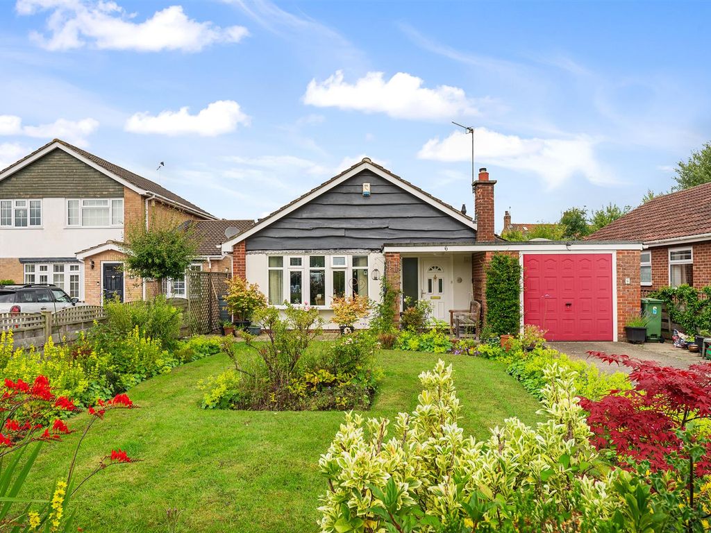 3 bed detached bungalow for sale in Rowley Court, Earswick, York YO32