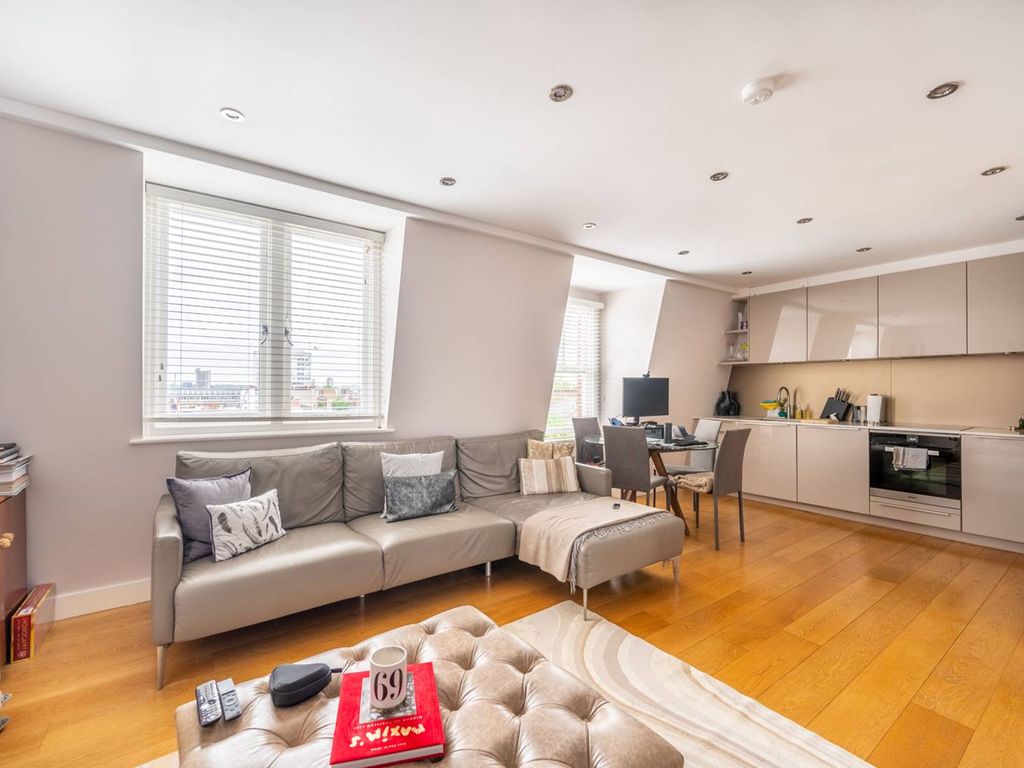 2 bed flat for sale in Sheffield Terrace, Kensington, London W8, £