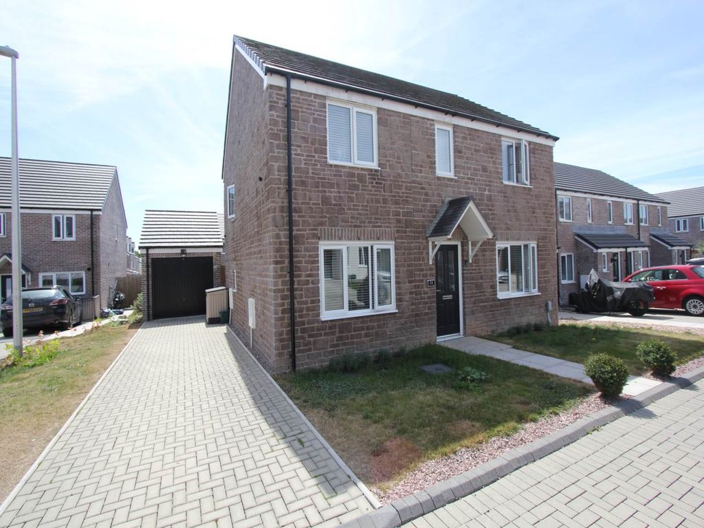 4 bed property to rent in Plasnewydd Walk, Llantwit Major, Vale Of