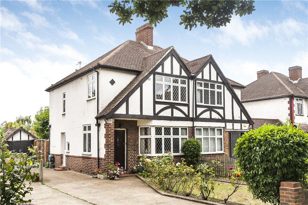 3 bed semidetached house for sale in Hanworth Road, Whitton, Hounslow