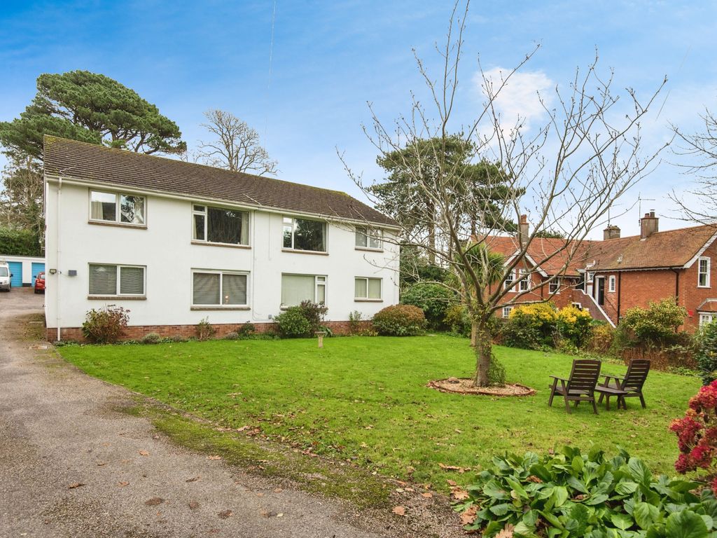 2 bed flat for sale in Portland Avenue, Exmouth, Devon EX8, £285,000