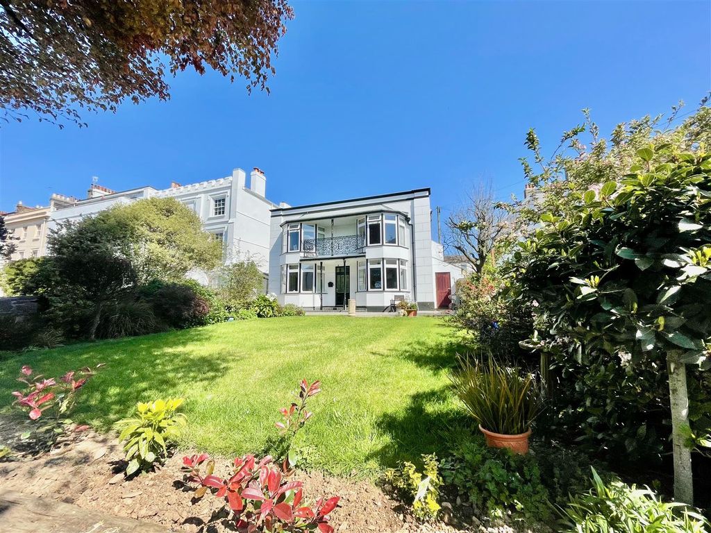 Bedford Terrace, Plymouth PL4  