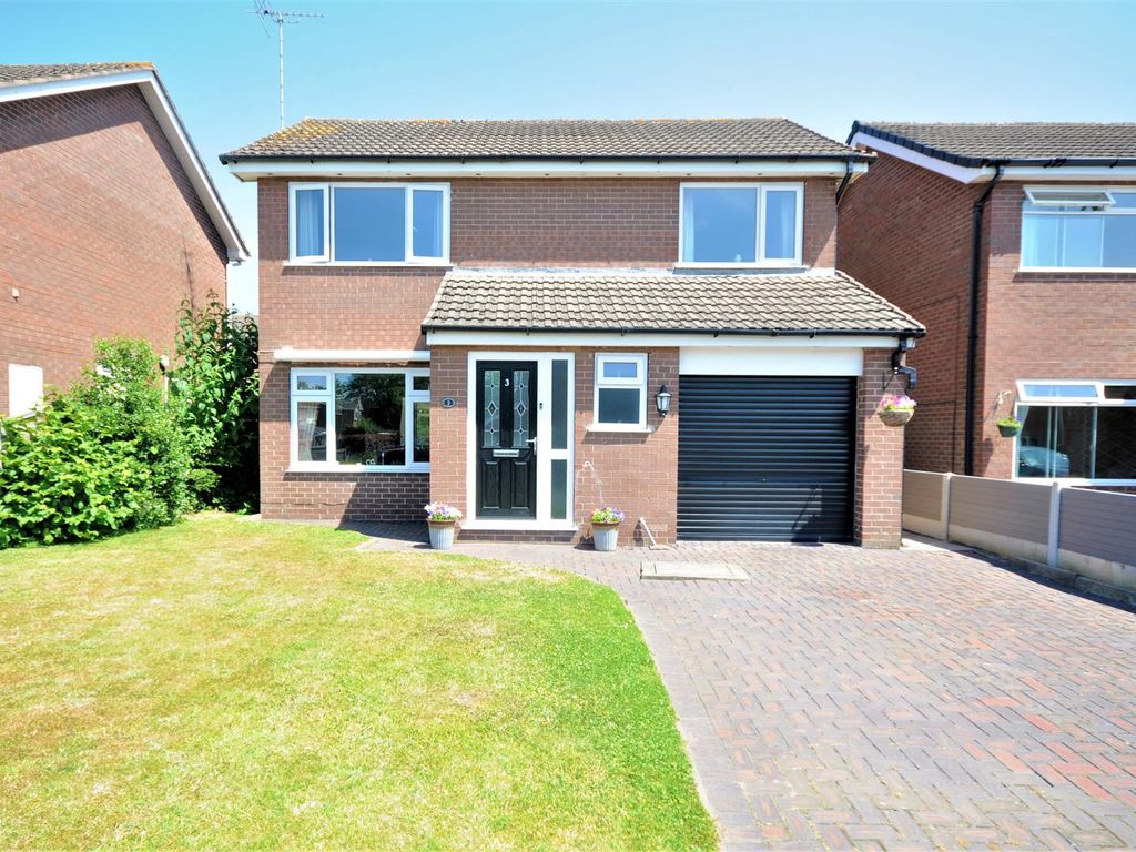 4 bed detached house for sale in Ford Drive, Yarnfield, Stone ST15 Zoopla