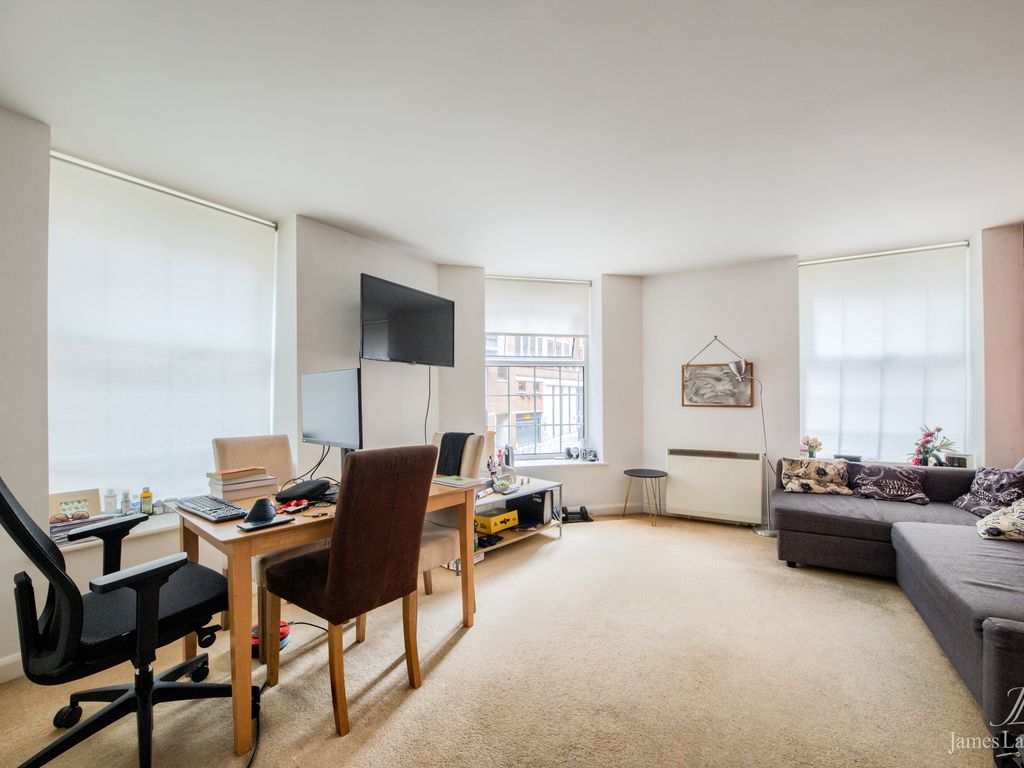2 bed flat for sale in New Market Street, Birmingham B3 Zoopla