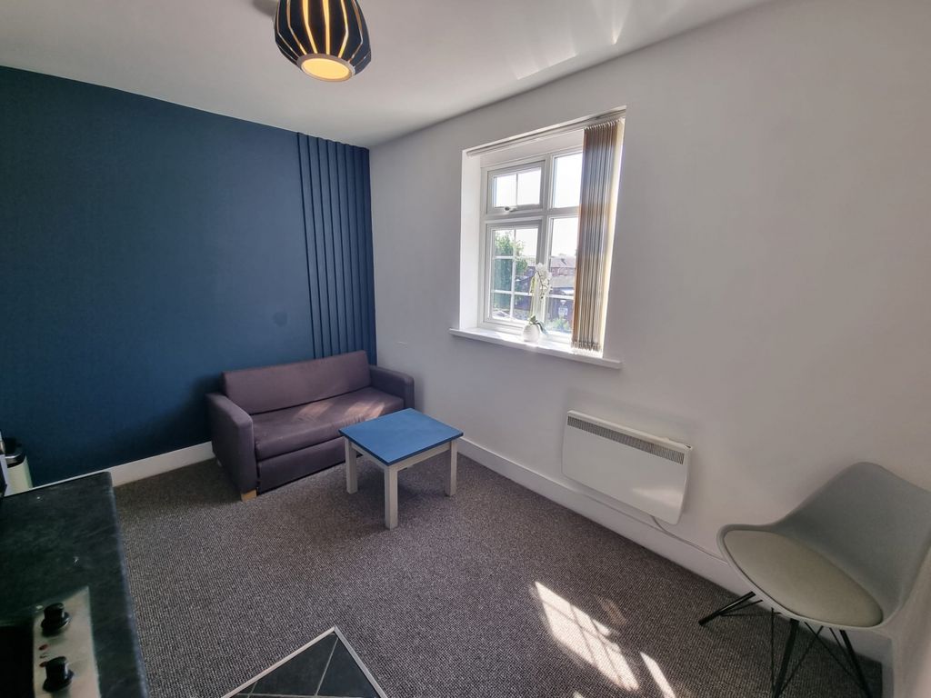 1 bed flat to rent in Wilbraham Road, Fallowfield, Manchester M14, £725