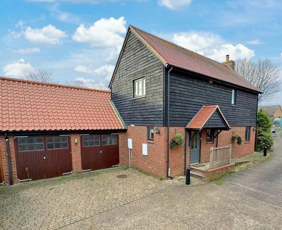 4 bed detached house for sale in Market Square, Potton, Potton SG19, £