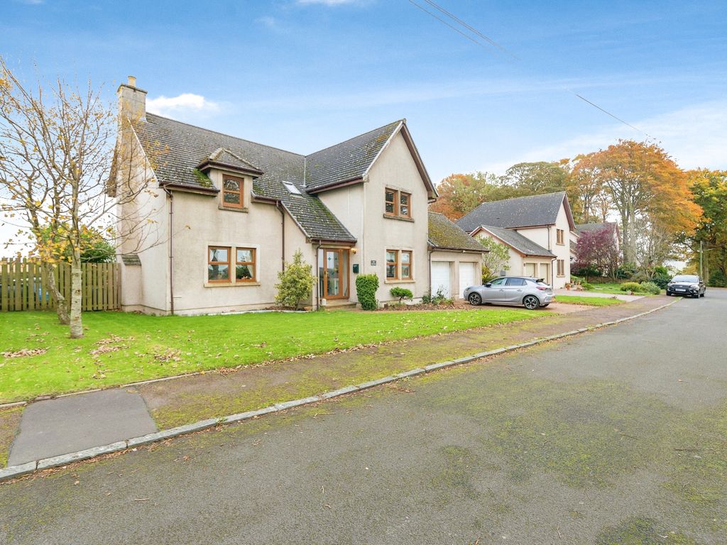 4 bed detached house for sale in Ayr Road, Lanark ML11, £295,000 Zoopla