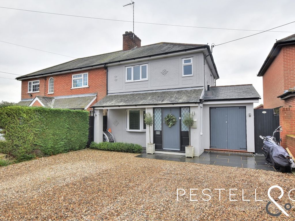 3 bed semidetached house to rent in Pollards Villas, Bardfield Saling