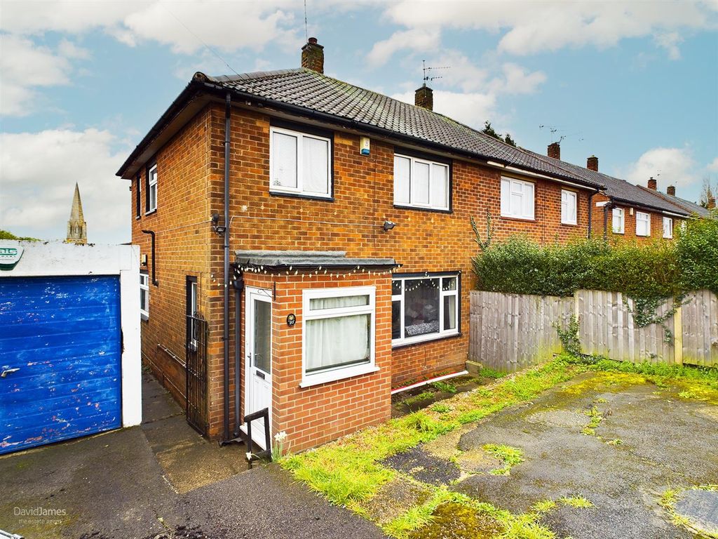 3 bed semidetached house for sale in Browning Close, Daybrook
