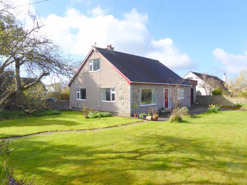3 bed detached house for sale in Lon Capel, Dwyran