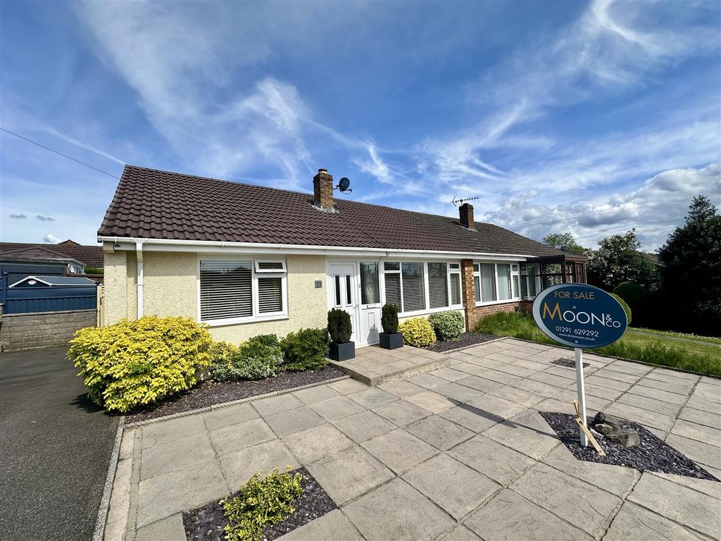 3 bed semidetached bungalow for sale in Wyebank Avenue, Tutshill
