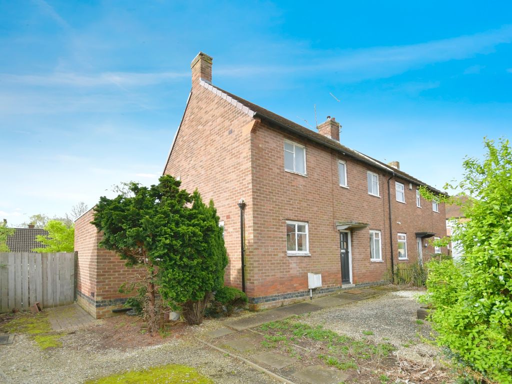 3 bed semidetached house for sale in Greenwood Avenue, Edwinstowe