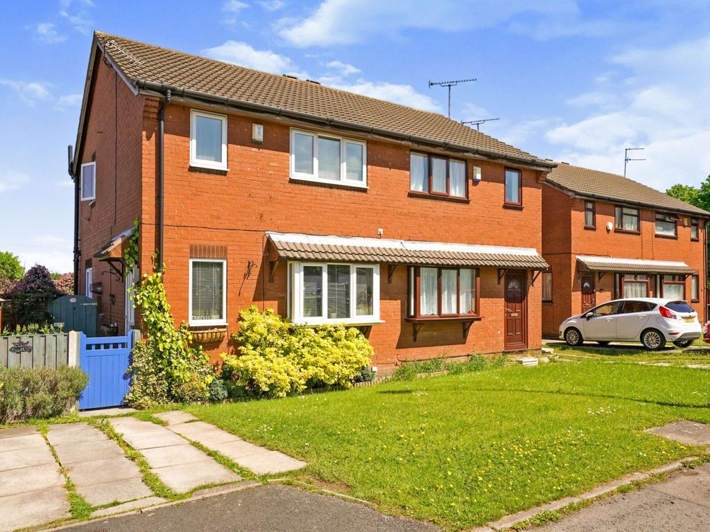 South Hill Gardens, Leeds LS10  