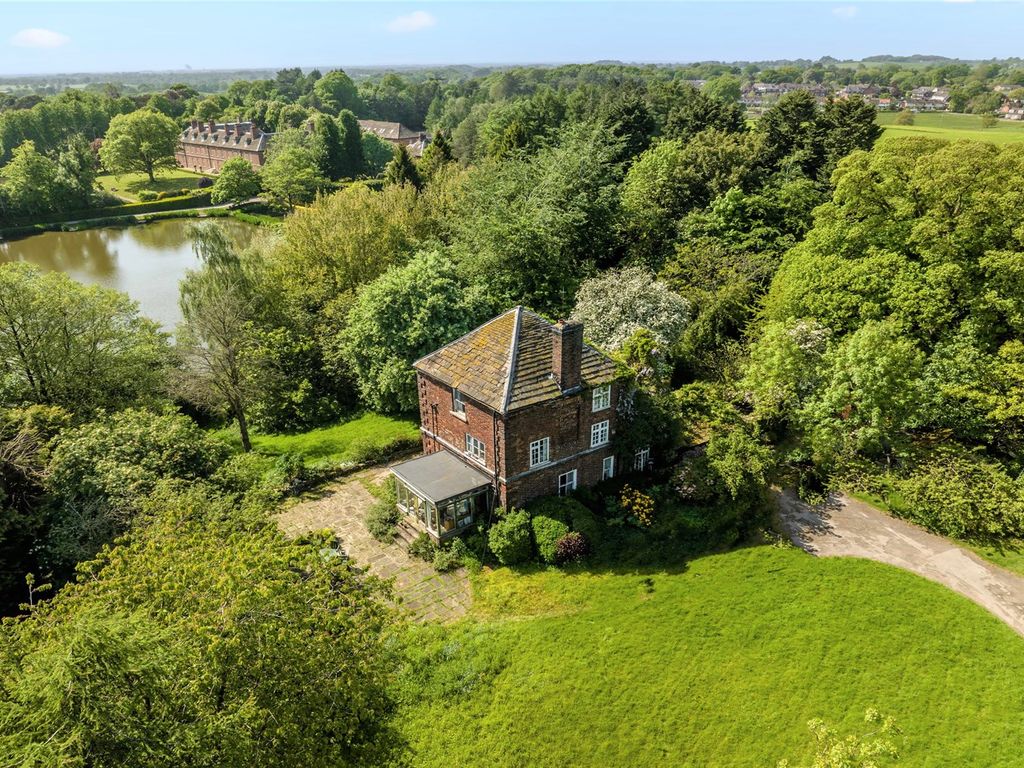 4 bed detached house for sale in Church Lane, Gawsworth, Macclesfield SK11 Zoopla