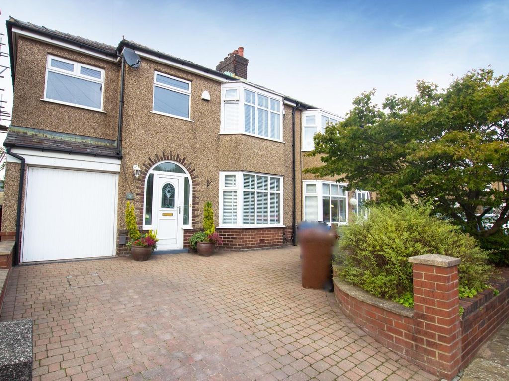 4 bed semidetached house for sale in Feniscliffe Drive, Blackburn BB2