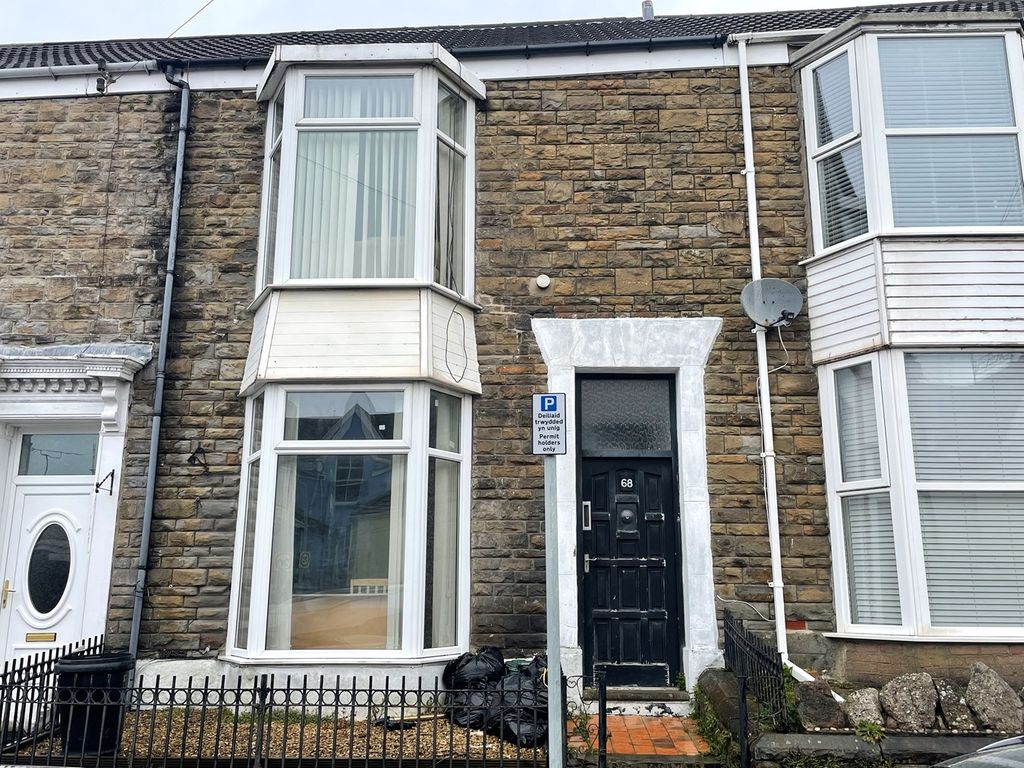 5 bed terraced house for sale in Cromwell Street, Swansea SA1, £179,995