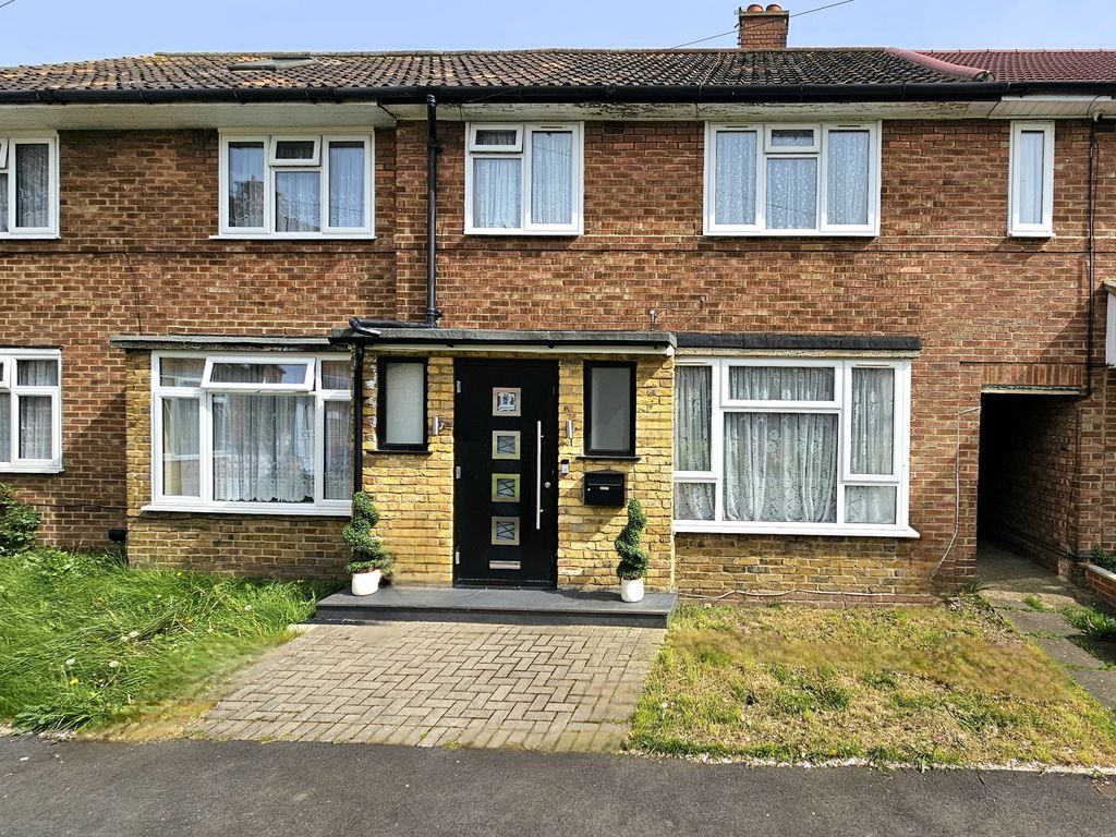 3 bed terraced house for sale in North Hyde Lane, Southall UB2, £550,000 Zoopla