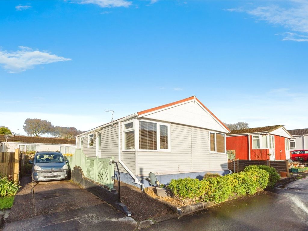 2 bed property for sale in Oak Drive, Woodland Park, Waunarlwydd