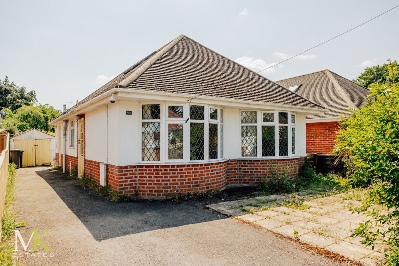 3 bed bungalow for sale in Craigmoor Avenue, Bournemouth BH8 Zoopla