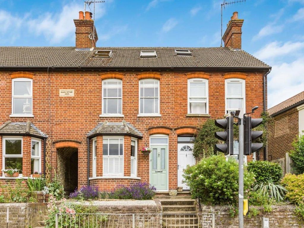 3 bed terraced house for sale in Lower Luton Road, Harpenden AL5, £550,000 Zoopla