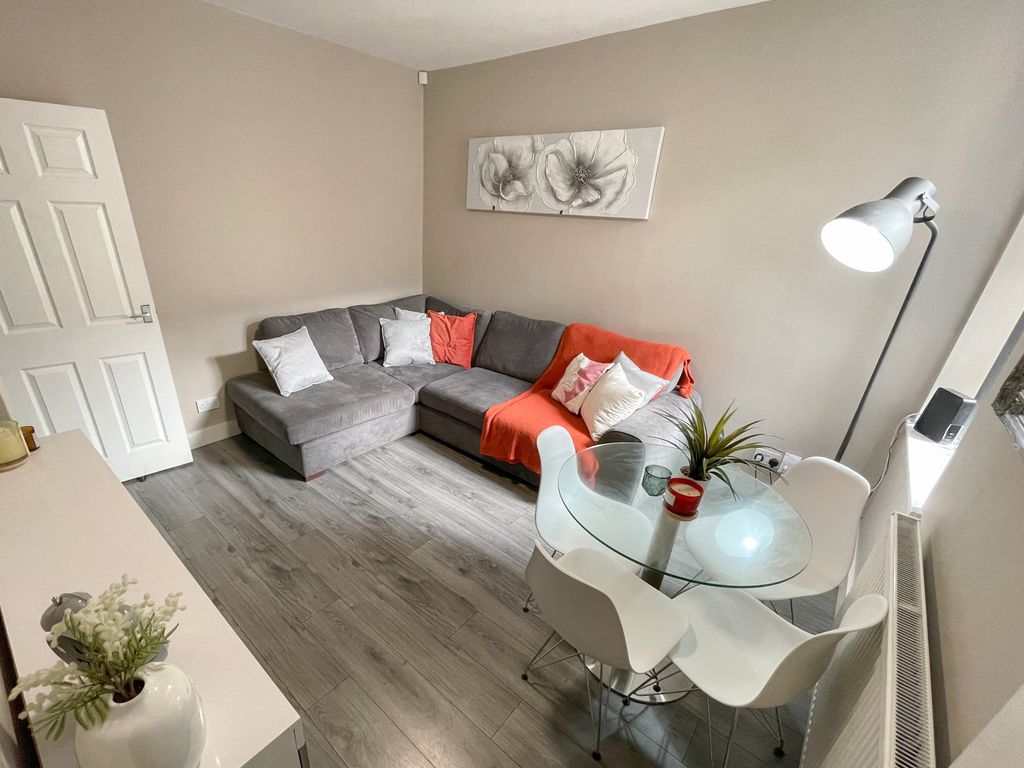 5 bed property to rent in Empress Road, Kensington, Liverpool L7 Zoopla