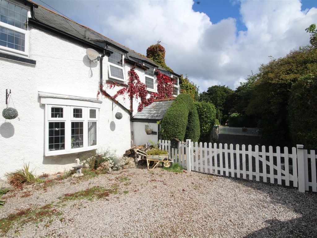 7 bed detached house for sale in Tan Y Bryn Road, Rhos On Sea, Colwyn