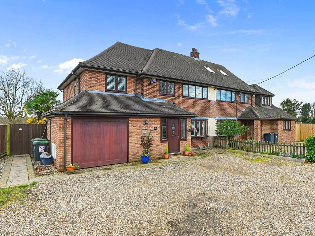 4 bed semidetached house for sale in Upland Road, Epping CM16 Zoopla