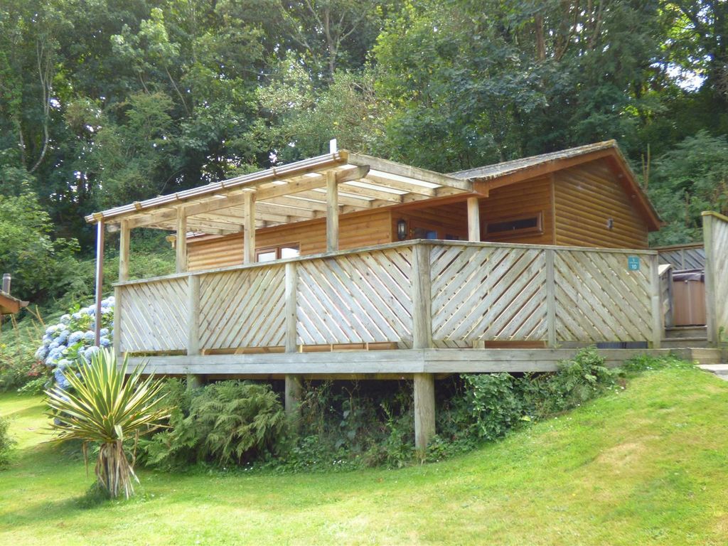 1 bed property for sale in Leycroft Valley, Perrancoombe, Perranporth