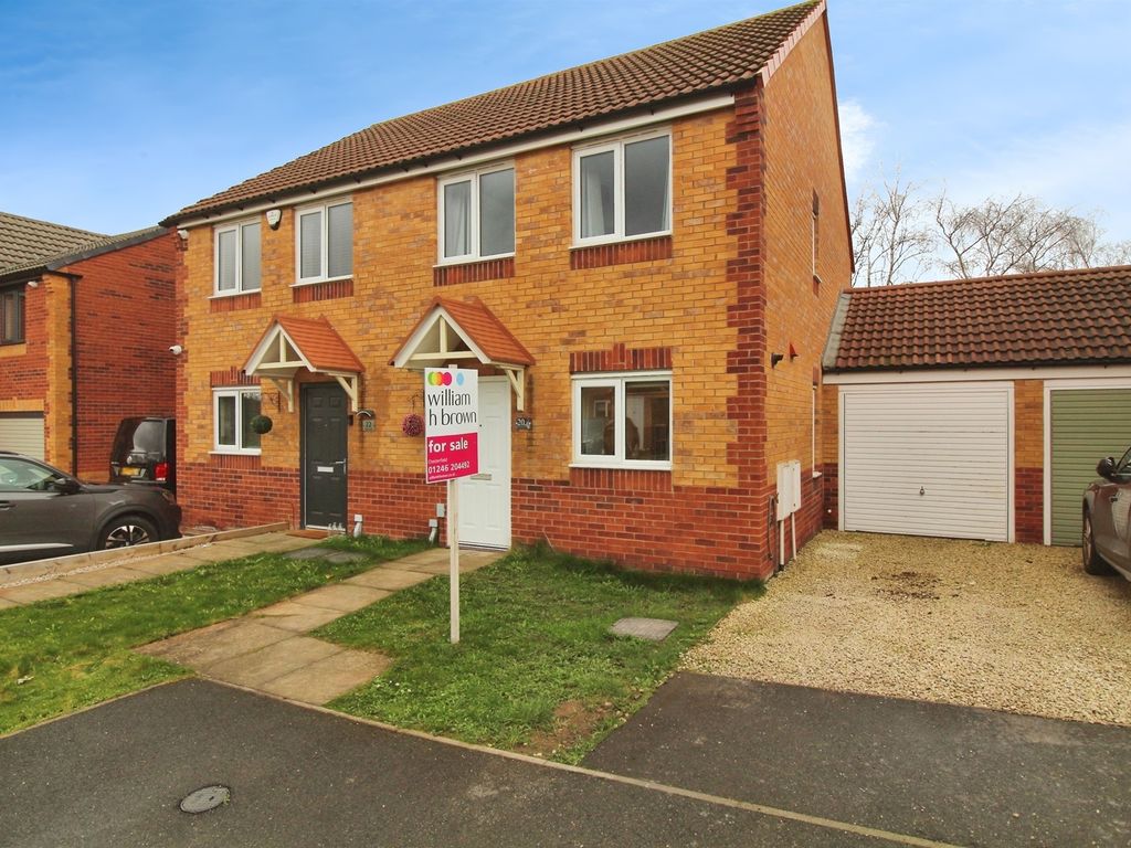 3 bed semidetached house for sale in Colliers Way, Holmewood