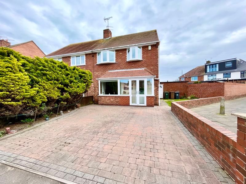 3 bed property for sale in Rennington Avenue, North Shields NE30 Zoopla