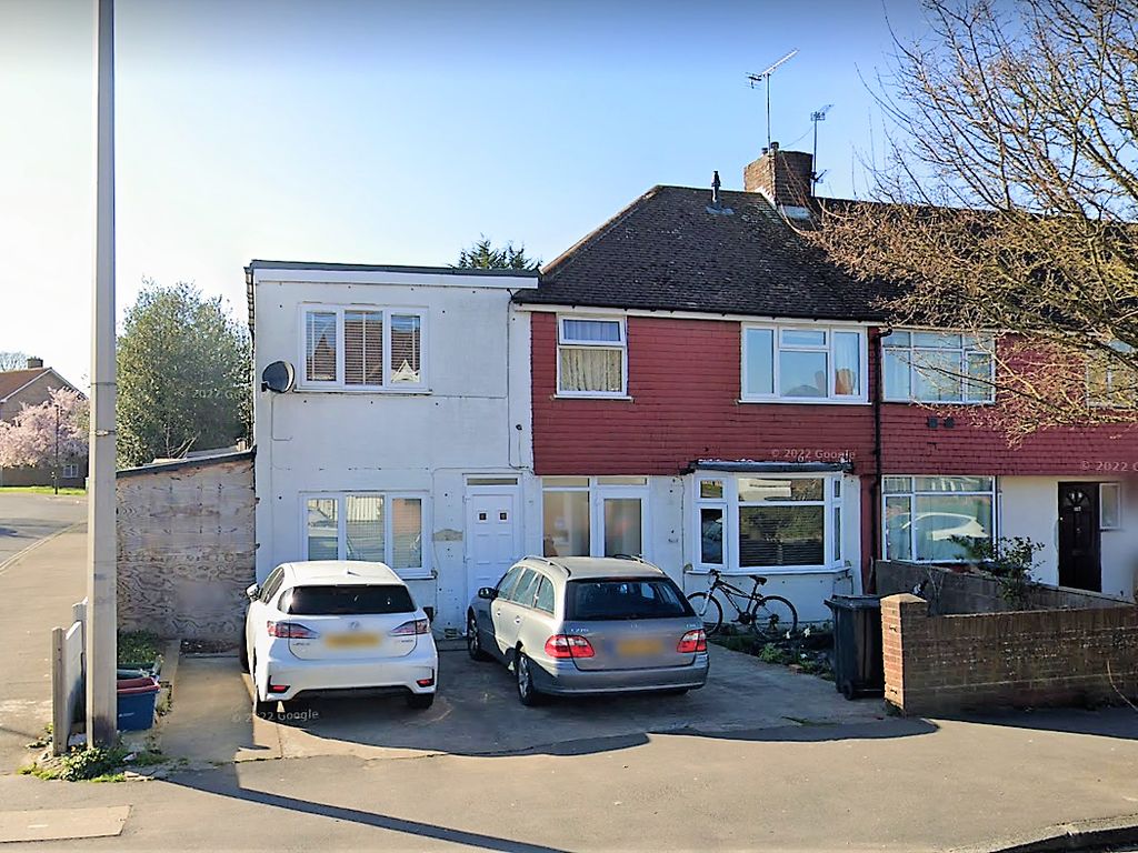 5 bed semidetached house for sale in Hounslow Road, Feltham TW14 Zoopla