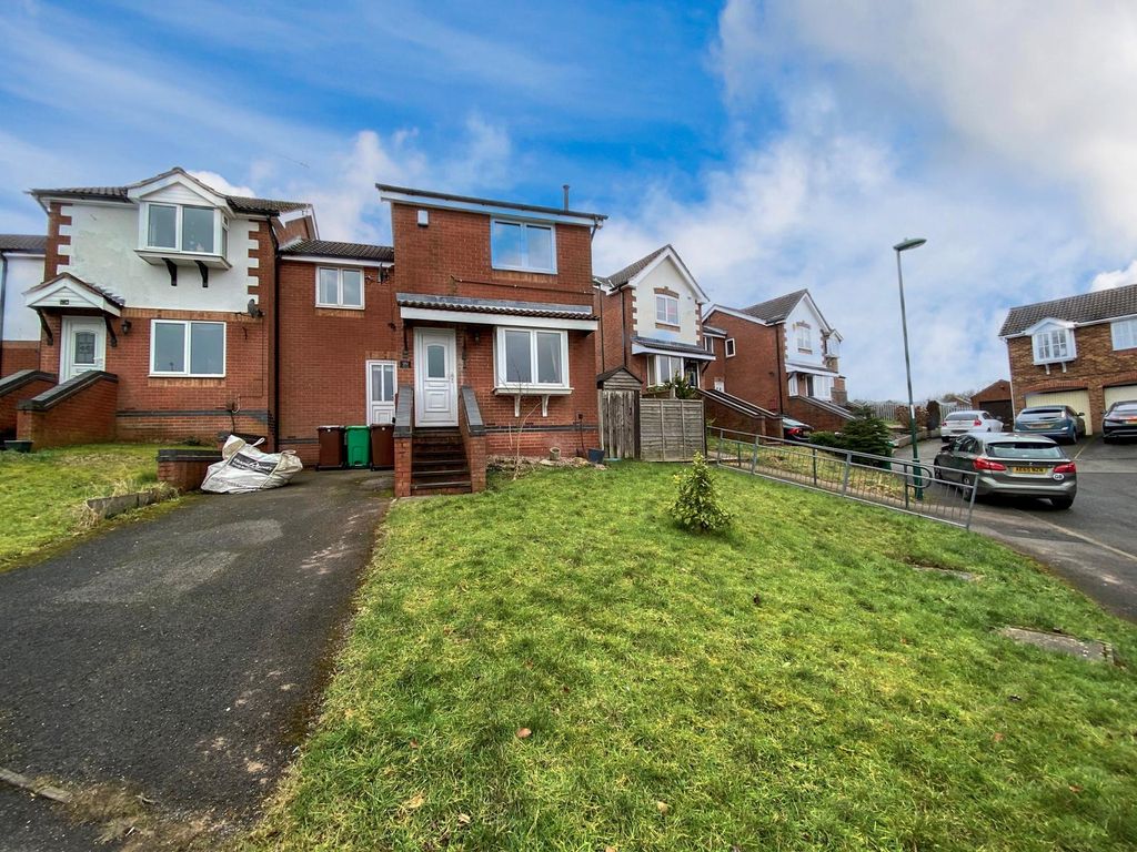 3 bed semidetached house for sale in Hazelbank Avenue, Mapperley