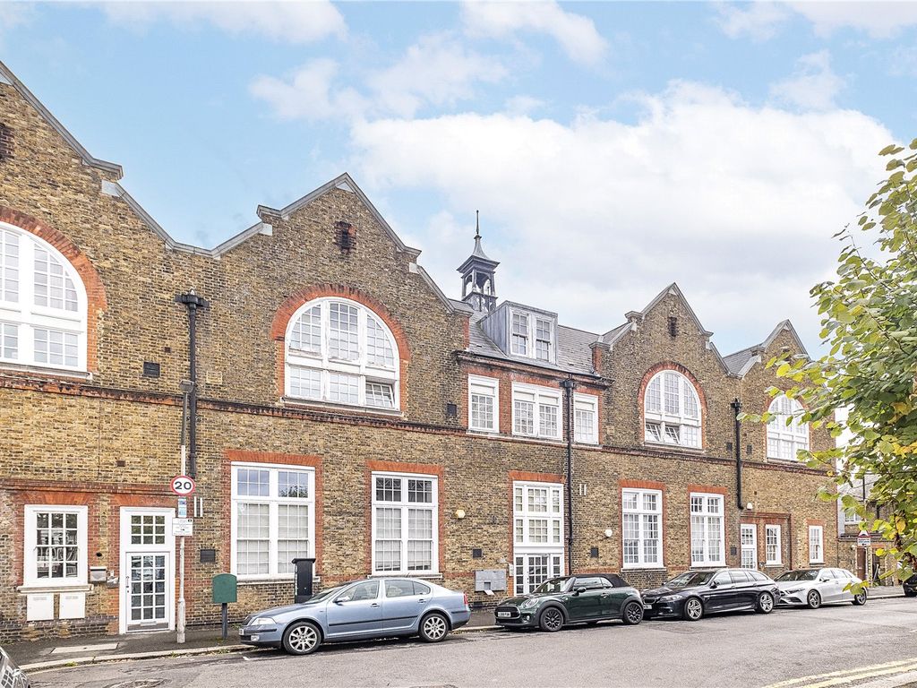 Craven Gardens, Wimbledon SW19  