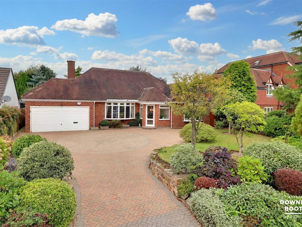 4 bed bungalow for sale in Christchurch Lane, Lichfield WS13, £825,000