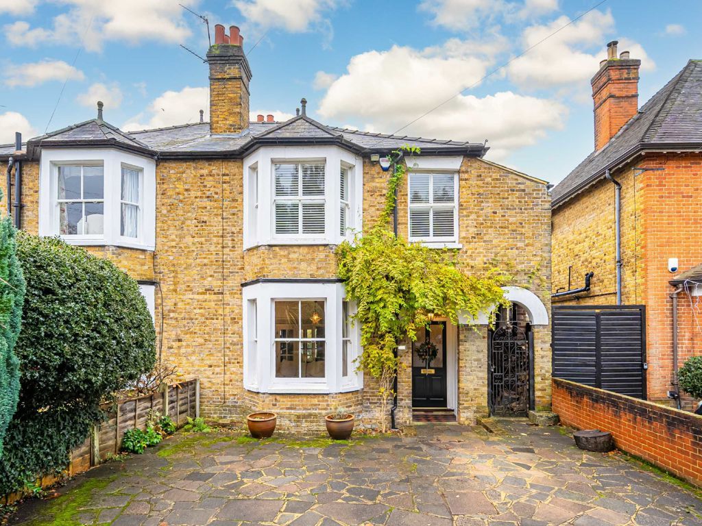 3 bed semidetached house for sale in St. Marys Road, Weybridge KT13, £