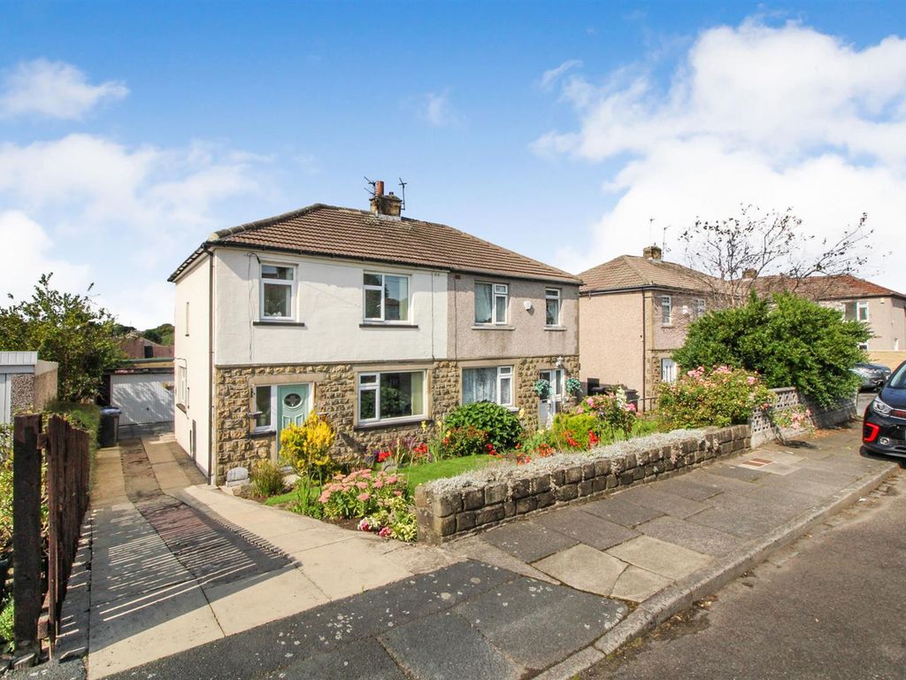 3 bed semidetached house for sale in Fagley Drive, Eccleshill