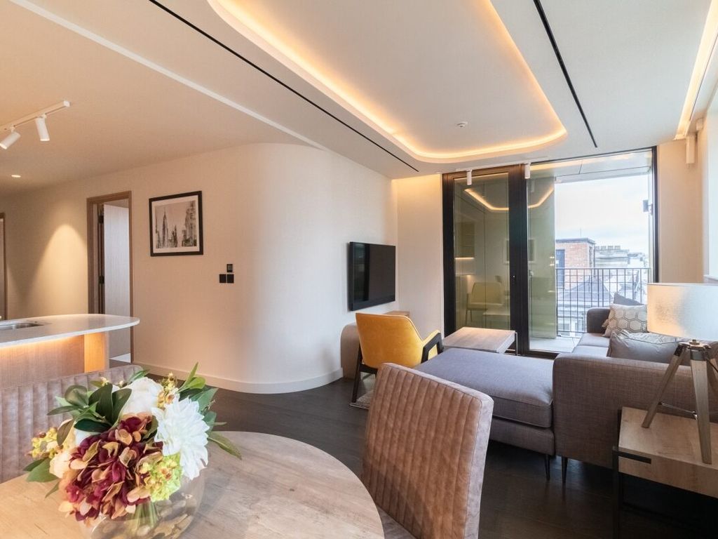 2 bed flat to rent in Fareham Street, Soho W1F, £6,500 pcm Zoopla