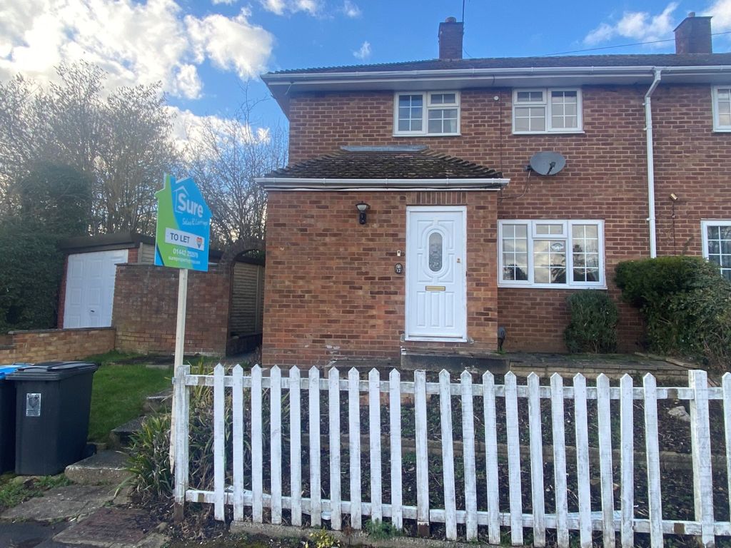 3 bed semidetached house for sale in Pixies Hill Road, Hemel Hempstead