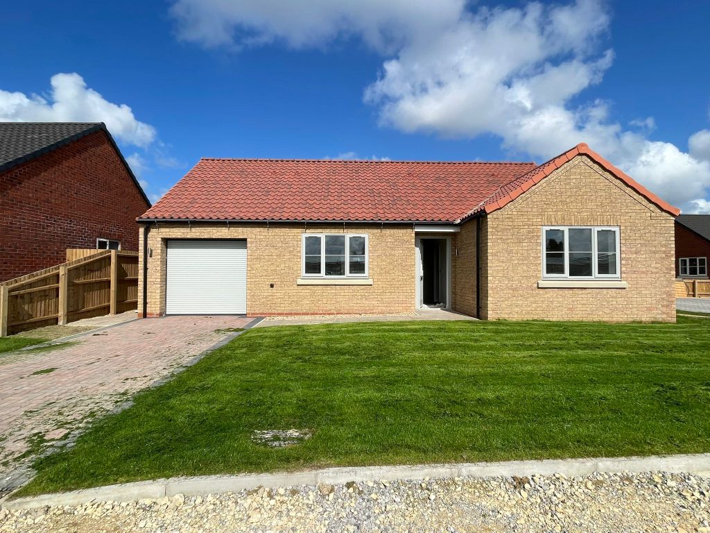 New home, 3 bed detached bungalow for sale in Main Road, Quadring