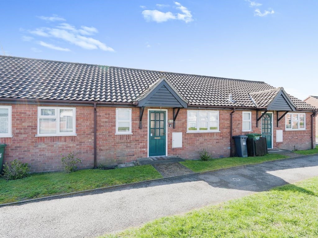 1 bed bungalow for sale in Norwich Road, Fayre Green, Fakenham, Norfolk