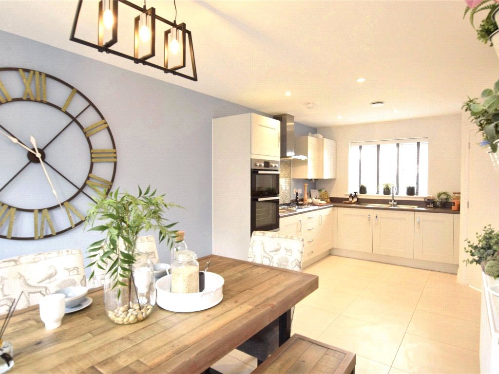 New home, 4 bed detached house for sale in 15 Smithy Close, Blunsdon