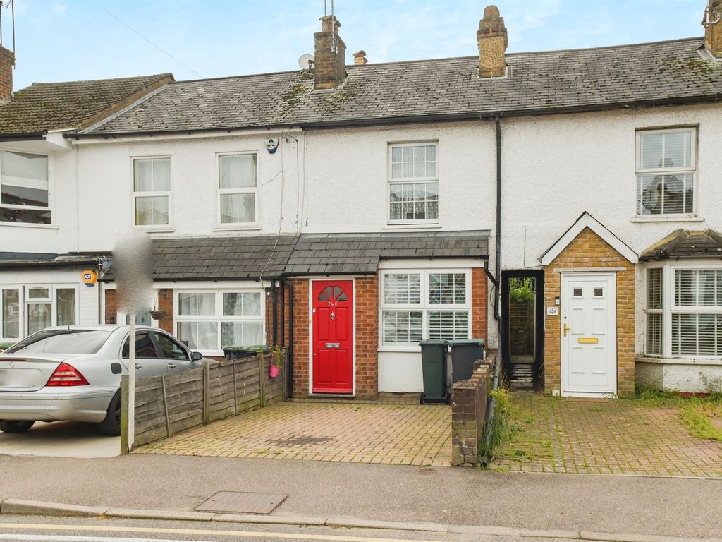 2 bed terraced house for sale in New Road, Croxley Green, Rickmansworth