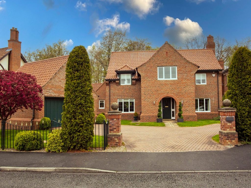 4 bed detached house to rent in Bramhall Drive, Washington NE38 Zoopla