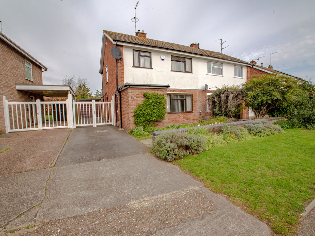 3 bed semidetached house for sale in Atherstone Avenue, Netherton