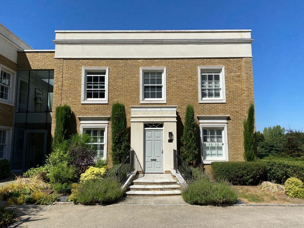 Connaught Square, Winchester, Hampshire SO22  