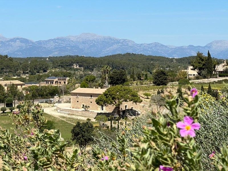 6 bed detached house for sale in Randa, Algaida, Mallorca, £2,507,208