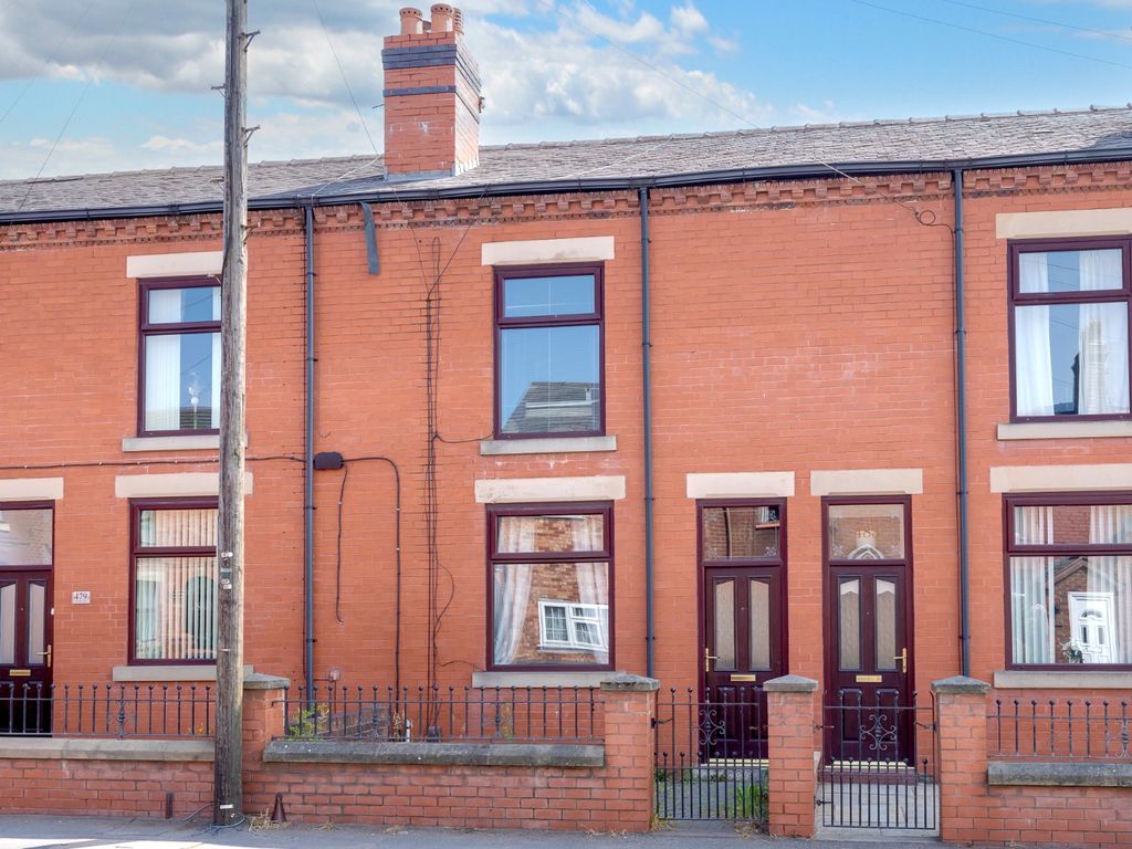 3 bed terraced house for sale in Warrington Road, Abram, Wigan